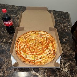 Domino's Pizza - New York Crust, Alfredo Sauce, Asiago and Cheddar Cheeses, Chicken, Banana Peppers, Buffalo Sauce