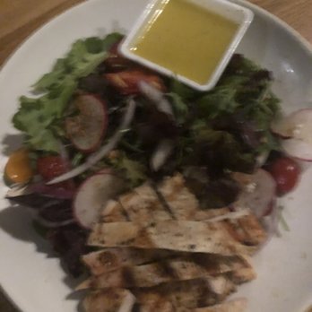 Howell's Kitchen and Bar - Salad with grilled chicken - Pizza Near Me - Atlanta, Georgia Howell's Kitchen and Bar - Salad with grilled chicken - Pizza Near Me - Atlanta, Georgia
