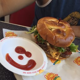 Johnny&#39;s - ゆきんこ JOHNNY'S - Updated September 2025 - 257 Photos & 163 Reviews