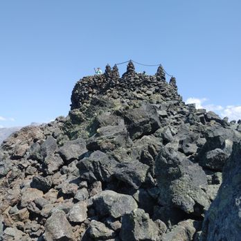 Dee Wright Observatory - Observatories Near Me - McKenzie Bridge, Oregon
