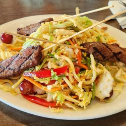 Desert Edge Brewery - Thai salad with red curry beef skewers. Needs more flavor and a dipping sauce