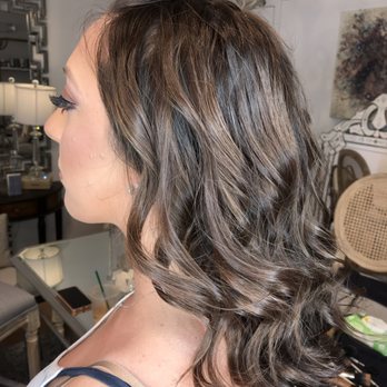 MakeOverBeauti - Graduation makeup & hair - Hair Stylists Near Me - Lyndhurst, New Jersey