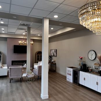 Lucy's Salon & Spa - Waiting area - Hair Salons Near Me - Roseville, California Lucy's Salon & Spa - Waiting area - Hair Salons Near Me - Roseville, California