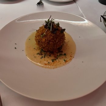 Le Central - French Near Me - San Francisco, California