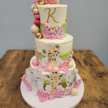 Sweet Bees bakery - Custom Cakes Near Me - New Bern, North Carolina Sweet Bees bakery - Custom Cakes Near Me - New Bern, North Carolina