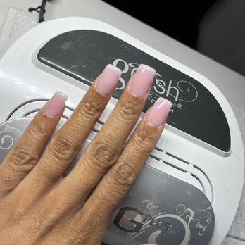 Metallic Nails - Nail Salons Near Me - Fremont, California