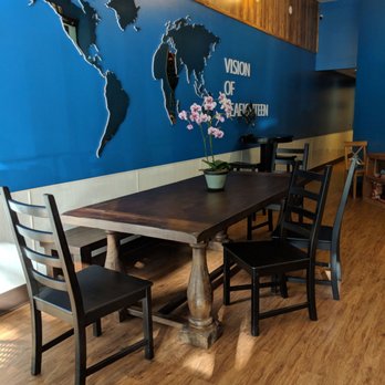 Tea 18 - Inside the establishment - Bubble Tea Near Me - Sacramento, California Tea 18 - Inside the establishment - Bubble Tea Near Me - Sacramento, California