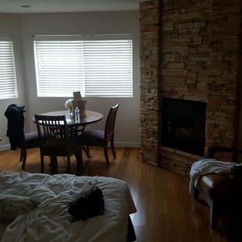 Moonstone Landing - Single bed with fire place - Hotels Near Me - Cambria, California Moonstone Landing - Single bed with fire place - Hotels Near Me - Cambria, California