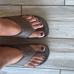 I love it. She cleaned my toes and nails perfectly.