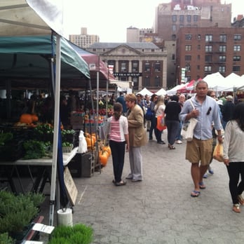 Union Square Greenmarket - It gets crowded quickly. - Farmers Market Near Me - New York, New York Union Square Greenmarket - It gets crowded quickly. - Farmers Market Near Me - New York, New York
