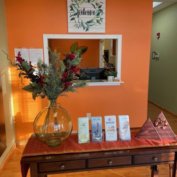 Snohomish Naturopathic Clinic - Front desk and patient check in/out area - Naturopathic/Holistic Near Me - Snohomish, Washington Snohomish Naturopathic Clinic - Front desk and patient check in/out area - Naturopathic/Holistic Near Me - Snohomish, Washington