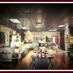 The Velvet Vapor - The Velvet Vapor offers the largest selection for ALL your vaping needs.