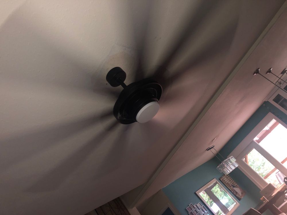 Slide of Zeets Mobile Mechanics