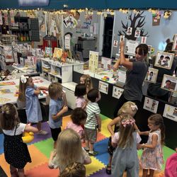 Diamond Arts - Good Morning Dance with Miss Ava at Preschool