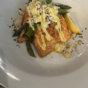 Marblehead Chowder House - Salmon Oscar - Seafood Near Me - Westampton, New Jersey