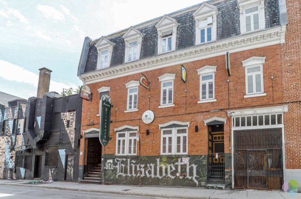 Pub Le Sainte-Élisabeth by null