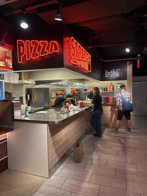 Stretch Pizza by null