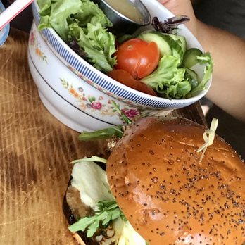 Finch - Veggie burger - American Near Me - Wildomar, California