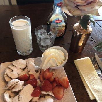 De Vier Pilaren - Delicious proffertjes - Creperies Near Me - Amsterdam, New Hampshire De Vier Pilaren - Delicious proffertjes - Creperies Near Me - Amsterdam, New Hampshire