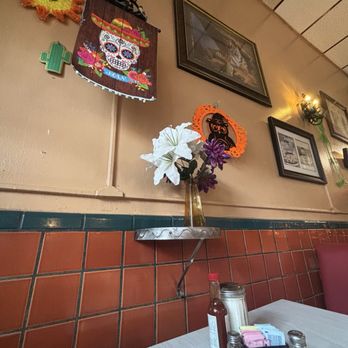 Xochimilco Cafe - Wall Decor - Mexican Near Me - Stockton, California Xochimilco Cafe - Wall Decor - Mexican Near Me - Stockton, California