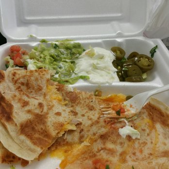 Los Sombreros Restarant - Mexican Near Me - Compton, California Los Sombreros Restarant - Mexican Near Me - Compton, California