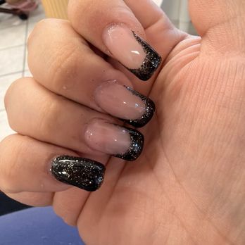 Edgy Nails & Spa - Uneven shaped nails - Nail Salons Near Me - Riverside, California Edgy Nails & Spa - Uneven shaped nails - Nail Salons Near Me - Riverside, California