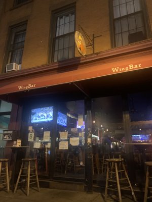 Wingbar by null