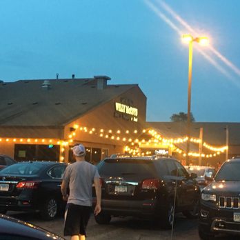 Willy McCoy's - American Near Me - Champlin, Minnesota