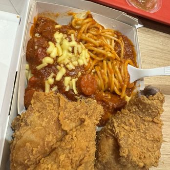 Jollibee - Fast Food Near Me - West Covina, California Jollibee - Fast Food Near Me - West Covina, California