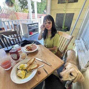 The Parish Cafe - The food is incredible. And the restaurant itself is charming and makes you feel like you might actually be in New Orleans. - Cajun/Creole Near Me - Healdsburg, California