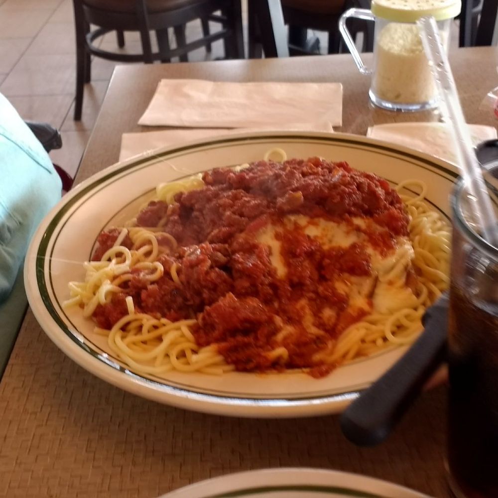 Red Olive Restaurant - Better picture, excellent chicken parmesan. - Greek Near Me - Warren, Michigan Red Olive Restaurant - Better picture, excellent chicken parmesan. - Greek Near Me - Warren, Michigan