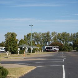 Hollywood Casino RV Park