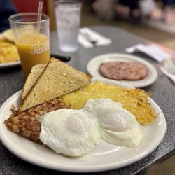 Centerville Cafe - Breakfast!