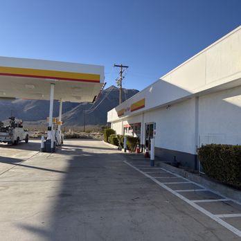 Pearsonville Shell - Gas station / Entrance - Gas Stations Near Me - Inyokern, California Pearsonville Shell - Gas station / Entrance - Gas Stations Near Me - Inyokern, California