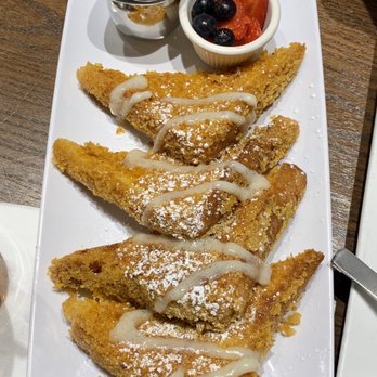 Gochas Breakfast Bar | Cascade - French toast - Wine Bars Near Me - Atlanta, Georgia Gochas Breakfast Bar | Cascade - French toast - Wine Bars Near Me - Atlanta, Georgia