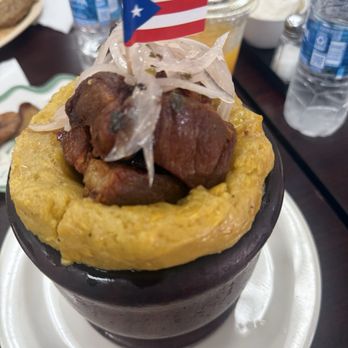 La Isla Menos - Mofongo con carne frita - Karaoke Near Me - Fayetteville, North Carolina La Isla Menos - Mofongo con carne frita - Karaoke Near Me - Fayetteville, North Carolina