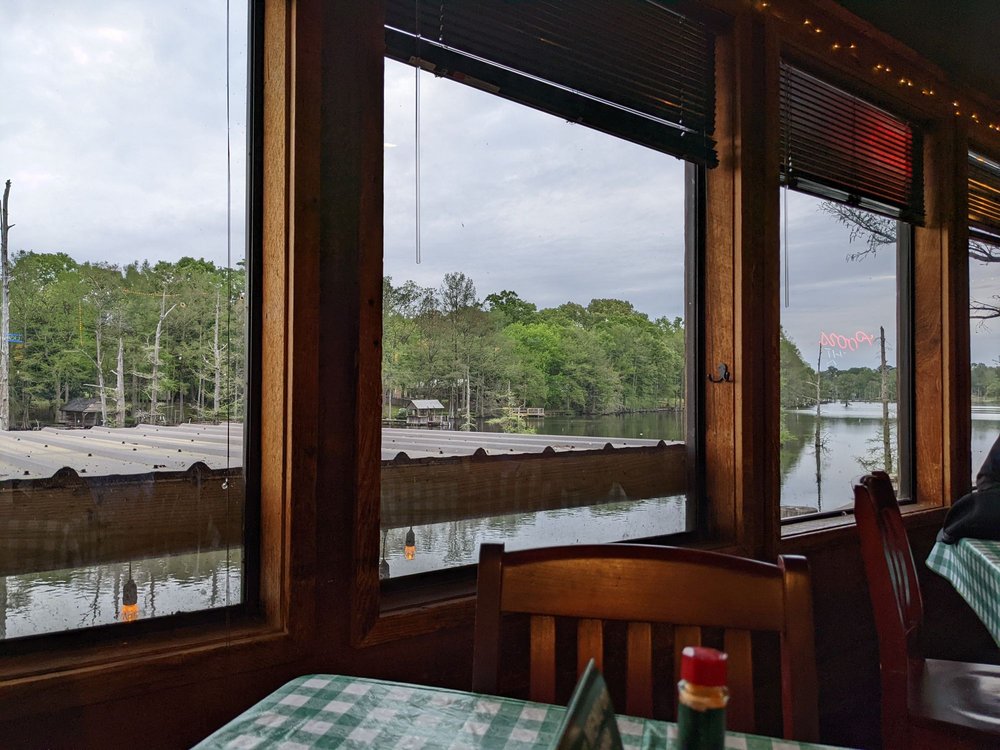 Waterfront Grill, Monroe Roadtrippers