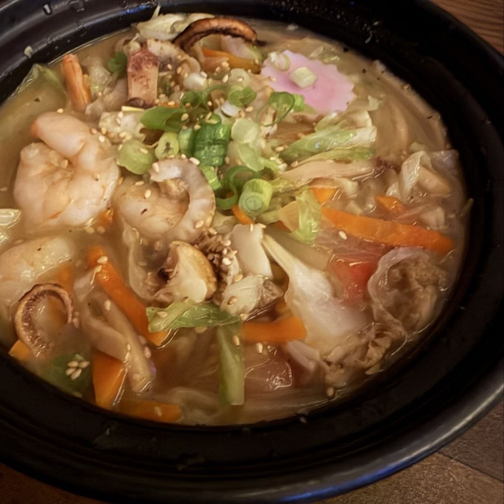 Izakaya Shinya - 26. Seafood Udon - Ramen Near Me - Chicago, Illinois Izakaya Shinya - 26. Seafood Udon - Ramen Near Me - Chicago, Illinois