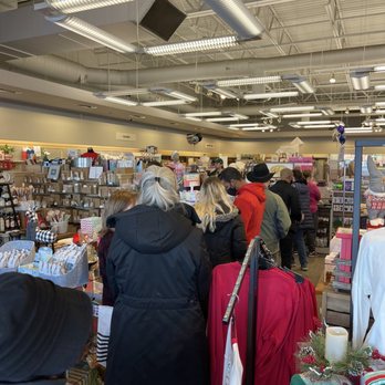 Hallmark Creations - 12/23/21. Us procrastinators. Lol - Cards & Stationery Near Me - Ellicott City, Maryland