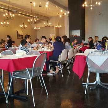 Nara Thai - Simple dining room - Thai Near Me - Humble, Texas