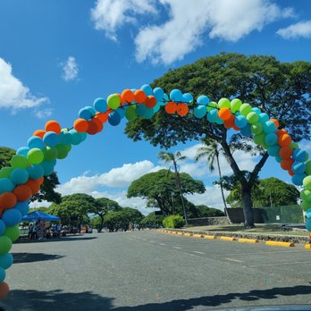 Great Aloha Run, Carole Kai Charities - Balloon Arch! - Community Service/Non-Profit Near Me - Honolulu, Hawaii Great Aloha Run, Carole Kai Charities - Balloon Arch! - Community Service/Non-Profit Near Me - Honolulu, Hawaii