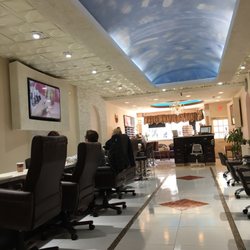 Altra Nail Spa