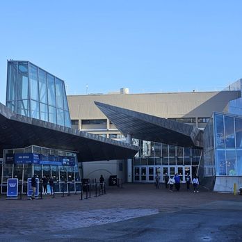 New England Aquarium - Aquariums Near Me - Boston, Massachusetts New England Aquarium - Aquariums Near Me - Boston, Massachusetts