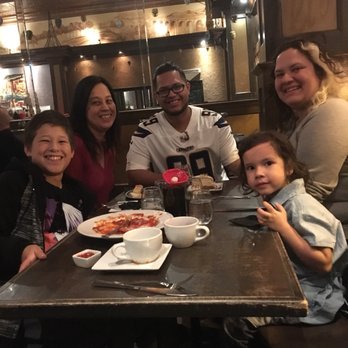 Monets Wine Bistro - French Near Me - Exeter, California