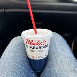 Blake's Lotaburger - Shake
