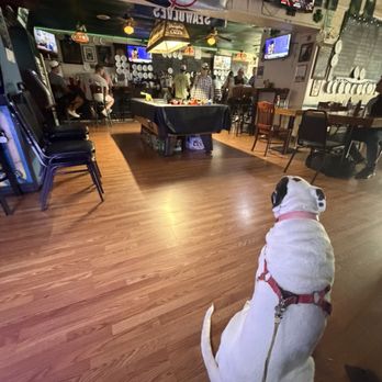 Tara Inn - Interior - Pubs Near Me - Port Jefferson, New York