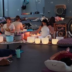 Sound Bath and Meditation Hot For Yoga