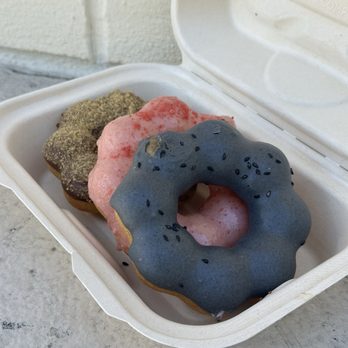 Mochill Mochi Donut - Nutella, strawberry, black sesame donuts - Donuts Near Me - San Francisco, California Mochill Mochi Donut - Nutella, strawberry, black sesame donuts - Donuts Near Me - San Francisco, California