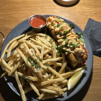 Station 16 - Lobster roll with truffle fries - Cocktail Bars Near Me - Elk Grove, California Station 16 - Lobster roll with truffle fries - Cocktail Bars Near Me - Elk Grove, California