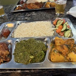 Indian Hut Restaurant - Vegetarian combo lunch special with Palak Paneer